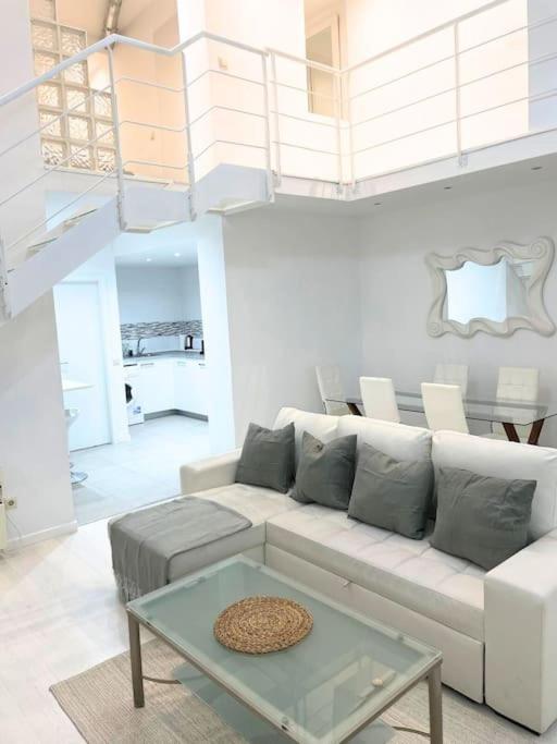 Loft En Retiro Apartment Madrid Exterior photo